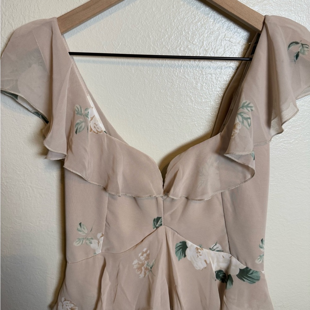 Show Me Your Mumu Reese Ruffle Dress in Bouquet Toss - Picture 4 of 8